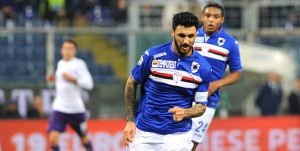 08-11-2015: GENOVA, SAMPDORIA-FIORENTINA CAMPIONATO SERIE A TIM 2015-2016 Roberto Soriano Anticipa Nikola Kalinic