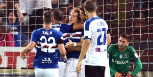 28-08-16 SAMPDORIA-ATALANTA CAMPIONATO SERIE A TIM 2016-17 EDGAR BARRETO FESTEGGIATO DAI COMPAGNI DOPO GOL 2-1