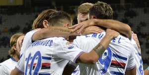 06-11-16 FIORENTINA-SAMPDORIA CAMPIONATO SERIE A TIM 16-17 Luis Muriel  ESULTA CON I COMPAGNI DOPO GOL 1-1