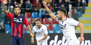 26-11-2016 CROTONE-SAMPDORIA CAMPIONATO SERIE A TIM 16-17 - ESULTANZA DI BRUNO FERNANDES DOPO IL GOL DEL PAREGGIO 1 A 1